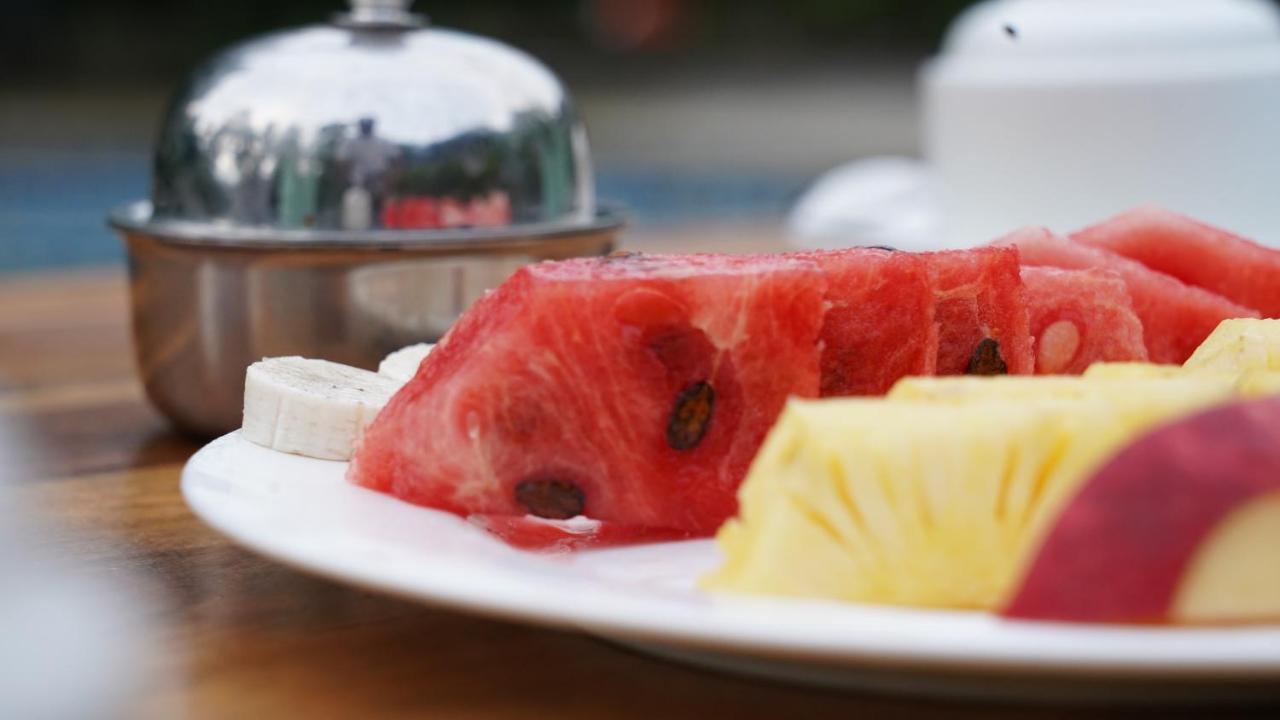 Whispering Waters Hotel Malayattur Ngoại thất bức ảnh
